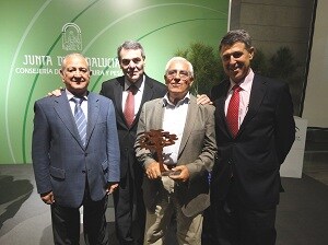 La cooperativa Aceites de Granada Tierras Altas y Ricardo Pardal, Premios Agricultura y Pesca 2011