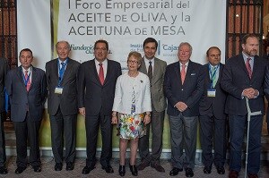 Elena Víboras anima al sector olivarero andaluz a aprovechar las oportunidades del mercado global para generar riqueza