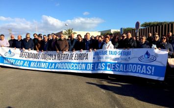 Los regantes exigen aprovechar al máximo la capacidad de producción de las desaladoras del sureste español