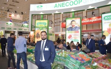 Anecoop triplica su oferta de papaya e inicia el cultivo de granada en Almería