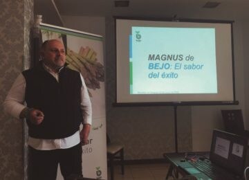 Bejo muestra el potencial de sus variedades de espárrago a los productores granadinos