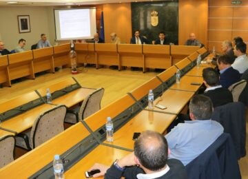 Góngora anuncia en la asamblea general de Frutilados que el Gobierno Central concede la calificación del fruto de ensilado como subproducto