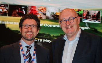 Dcoop acompaña al comisario europeo de Agricultura Phil Hogan en una misión comercial a China