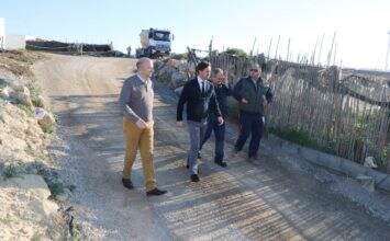 El Ejido mejora otro camino rural en el núcleo de Balerma