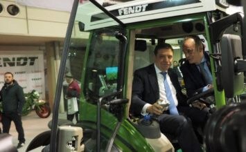 Luis Planas anuncia una nueva convocatoria del Plan RENOVE para maquinaria agraria dotado con unos 5 millones de euros