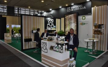 Cooperativa San Isidro de Loja regresa a Fruit Logística 2023 para abrir su mercado de espárrago verde y aceite  por toda Europa