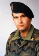José Soto en su época de soldado en Bosnia