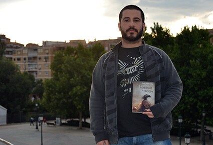David Melián, con su libro /A.A.