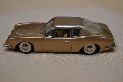 juan-garcia-pedraza-miniaturas-coches-6-Studebaker-Avant