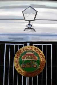 Logo del vehículo e insignia Club FOTO: A. ARENAS