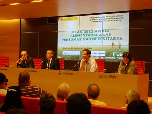 El Ministerio de Agricultura, Alimentación y Medio Ambiente repartirá en Almería 3.500.000 kilos de alimentos a personas necesitadas