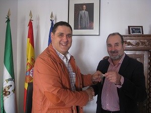 La Junta entrega al Ayuntamiento de Canjáyar un aprisco rehabilitado con el Plan de Choque por el Empleo