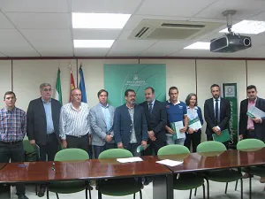 La Junta apoya con 2 millones de euros la modernización de ocho empresas hortícolas de Almería