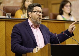 Sánchez Haro ratifica que la lucha para evitar la entrada de la Xylella en Andalucía es una «prioridad absoluta» de Agricultura