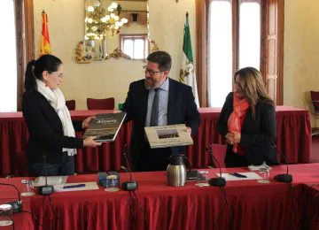 El Gobierno ecuatoriano quiere importar a su tierra el ‘Modelo Almería’