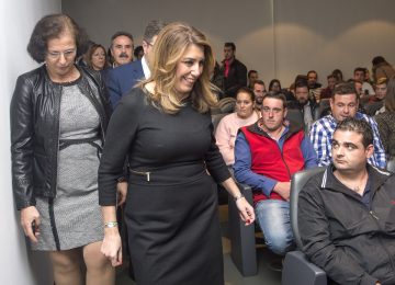 La presidenta de la Junta de Andalucía subraya el relevo generacional para consolidar el liderato en producción