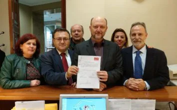 El PSOE alerta del plan de la UE que limita la pesca del salmonete, merluza y cigala