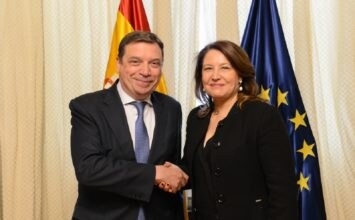 El ministro Luis Planas se reúne con la consejera de Agricultura de Andalucía, Carmen Crespo