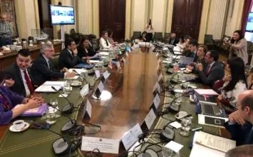 Andalucía plantea “trabajar a nivel nacional” contra los vetos, sobre todo el impuesto por Rusia, y recuperar mercados