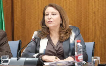 Andalucía perderá más de 500 millones de euros con la PAC, según Crespo