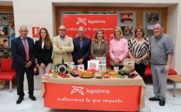 Rocío Blanco visita Cooperativa La Palma: “Es un ejemplo nacional del sector de la economía social en nuestro país”