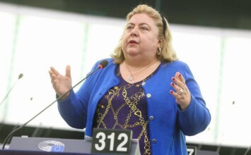 Clara Aguilera: «La Comisión Europea desoye las recomendaciones científicas y abandona a los productores de cítricos europeos»