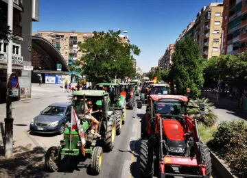 Tractorada de protesta para reclamar el riego de la Vega con aguas regeneradas