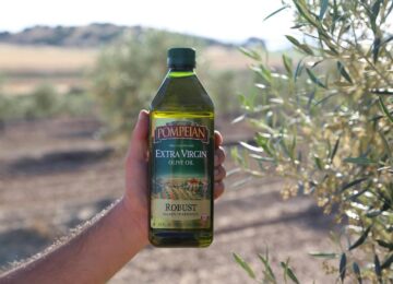 Dcoop exporta un tercio del total del aceite de oliva andaluz a Estados Unidos y alcanza un 23% de la cuota de mercado