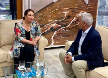 La consejera de Agricultura se reúne con el nuevo presidente de Cooperativas Agro-alimentarias