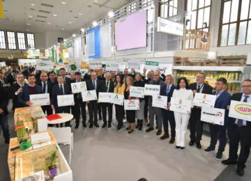 El espárrago de Granada en Fruit Logistica: Centro Sur exhibe la calidad de su producto para consolidar el mercado internacional