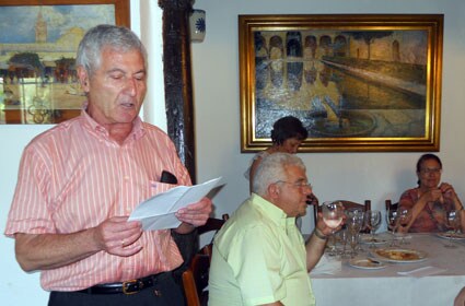 José Antonio Gallego durante la lectura de su texto