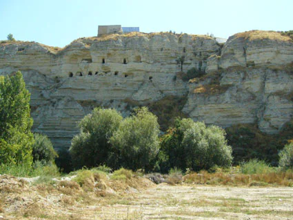 Aspecto ruinoso de las Cuevas de la Morería, en 2009