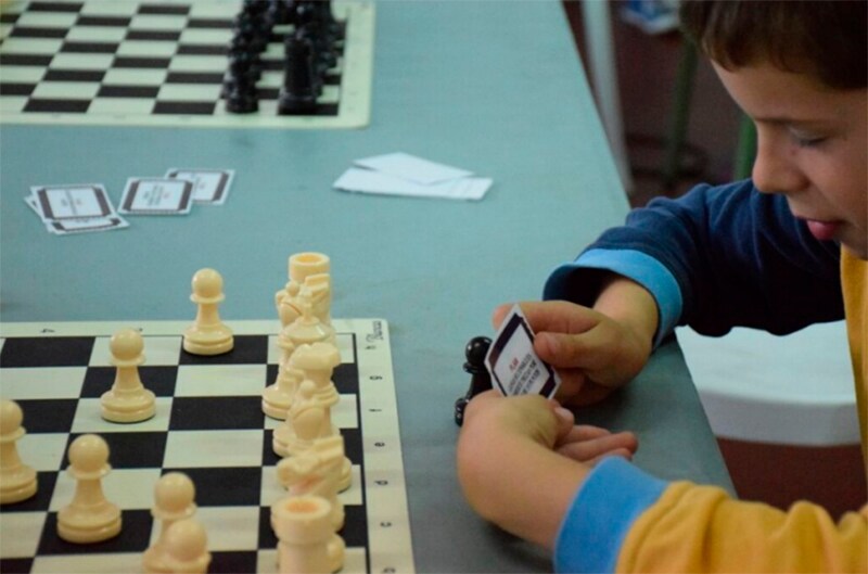 La magia del ajedrez une el deporte y la educación en Granada